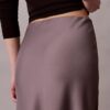 Jupe midi en satin Jupe midi en satin