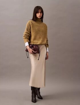 Jupe midi en satin extensible Jupe midi en satin extensible