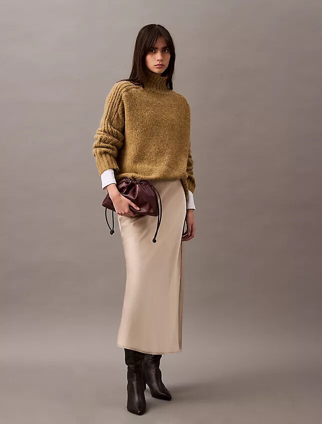 Jupe midi en satin extensible Jupe midi en satin extensible