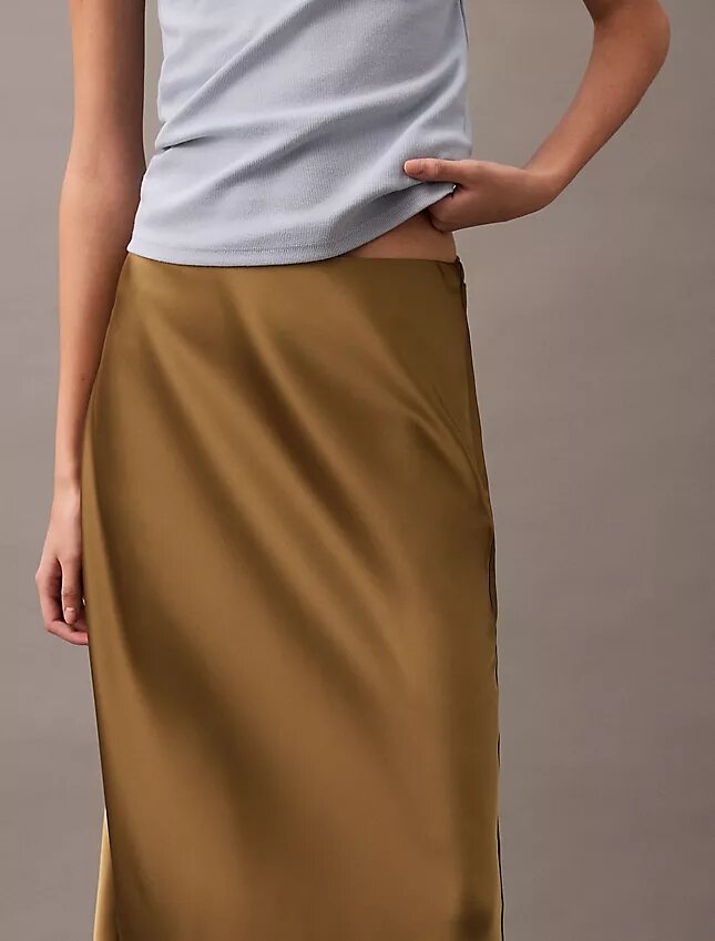 Jupe midi en satin extensible Jupe midi en satin extensible