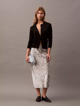 Jupe midi en satin froissé imprimé