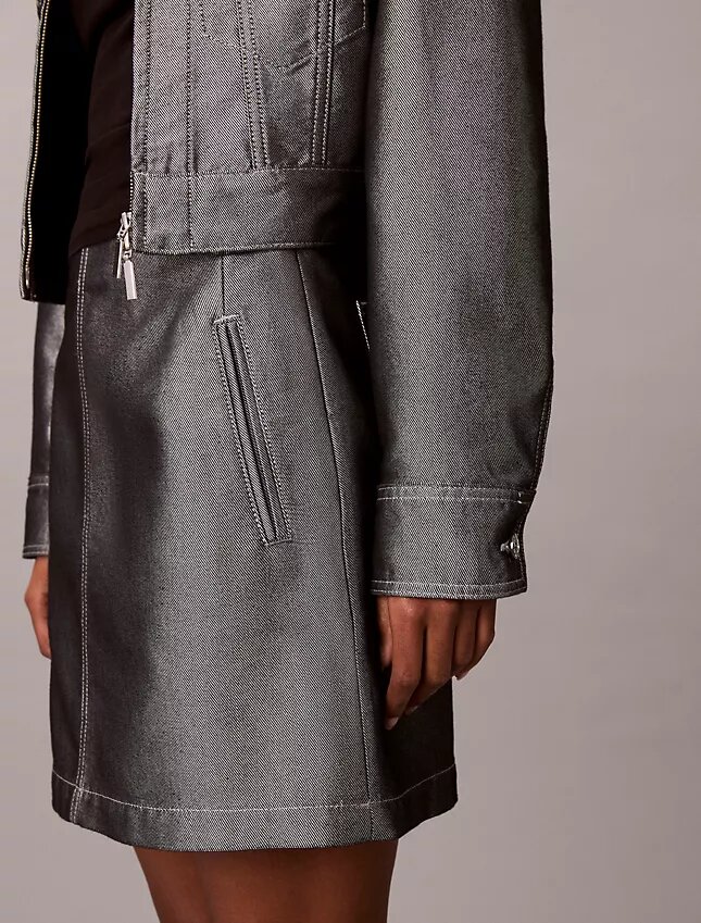 Jupe trapèze en Denim brillant Jupe trapèze en Denim brillant