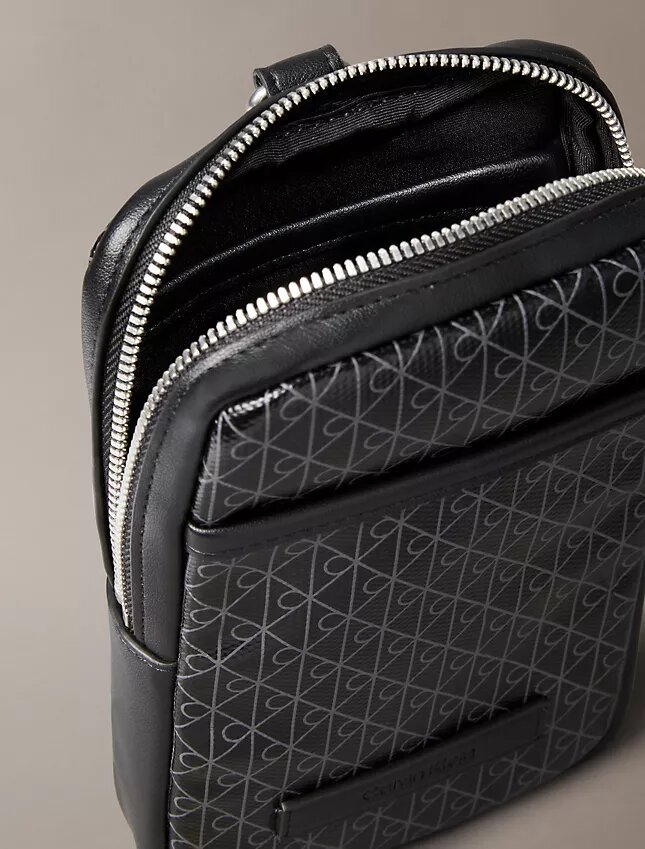 Lanière de téléphone avec logo emblématique sur toute la surface Lanière de téléphone avec logo emblématique sur toute la surface