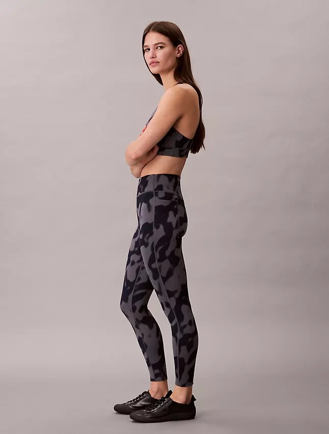 Leggings 7/8 Soft Sport à imprimé abstrait Leggings 7/8 Soft Sport à imprimé abstrait