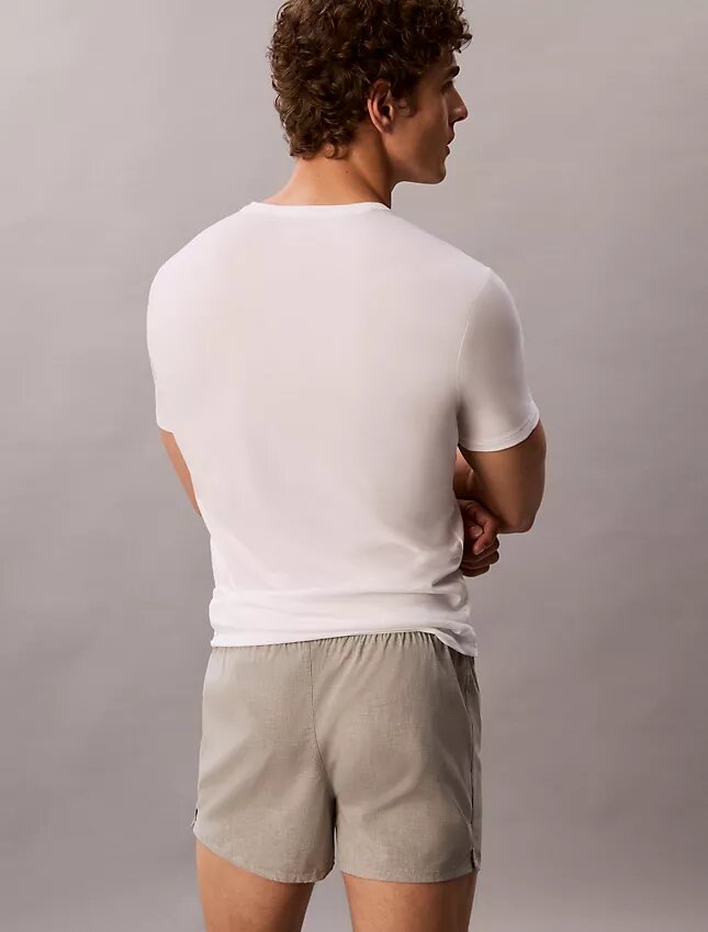 Lot de 3 t-shirts à col en V coupe ajustée en mélange de Cotton Stretch Lot de 3 t-shirts à col en V coupe ajustée en mélange de Cotton Stretch
