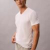 Lot de 3 t-shirts à col en V coupe ajustée en mélange de Cotton Stretch Lot de 3 t-shirts à col en V coupe ajustée en mélange de Cotton Stretch