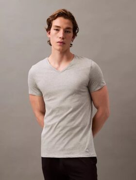 Lot de 3 t-shirts à col en V coupe classique Cotton Classics