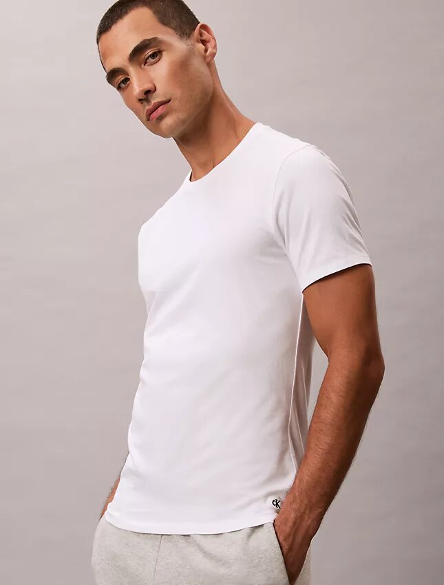 Lot de 3 t-shirts à col rond coupe ajustée en Cotton Stretch Lot de 3 t-shirts à col rond coupe ajustée en Cotton Stretch