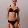 Lot de 3 Thongs en microfibre extensible avec dentelle Lot de 3 Thongs en microfibre extensible avec dentelle