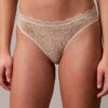 Lot de 3 Thongs en microfibre extensible avec dentelle Lot de 3 Thongs en microfibre extensible avec dentelle