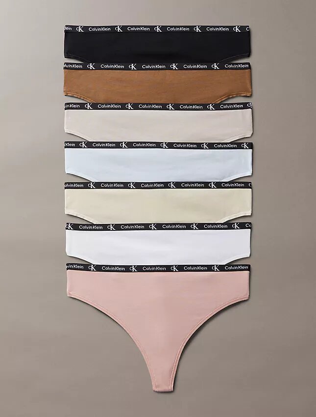 Lot de 7 strings modernes en Cotton Stretch Calvin Klein 1996 Lot de 7 strings modernes en Cotton Stretch Calvin Klein 1996