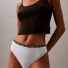 Lot de 7 strings modernes en Cotton Stretch Calvin Klein 1996 Lot de 7 strings modernes en Cotton Stretch Calvin Klein 1996