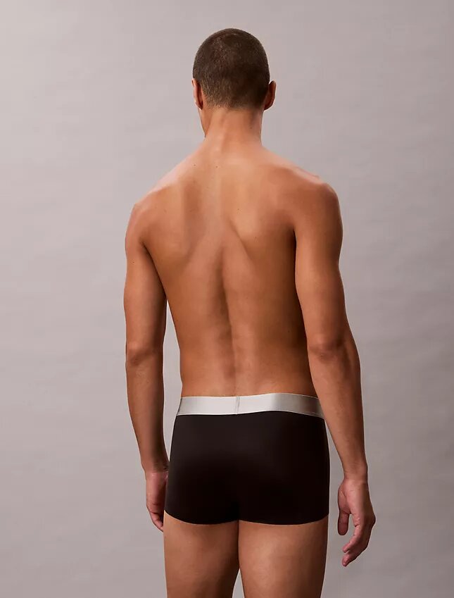 Low Rise Trunk en microfibre brossée extensible Low Rise Trunk en microfibre brossée extensible