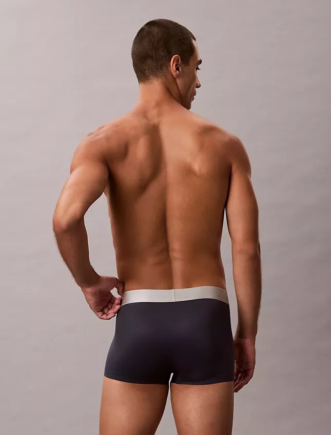 Low Rise Trunk en microfibre brossée extensible Low Rise Trunk en microfibre brossée extensible