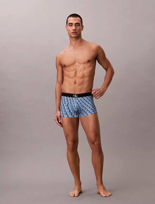 Low Rise Trunk en microfibre extensible avec motif Monogram Low Rise Trunk en microfibre extensible avec motif Monogram