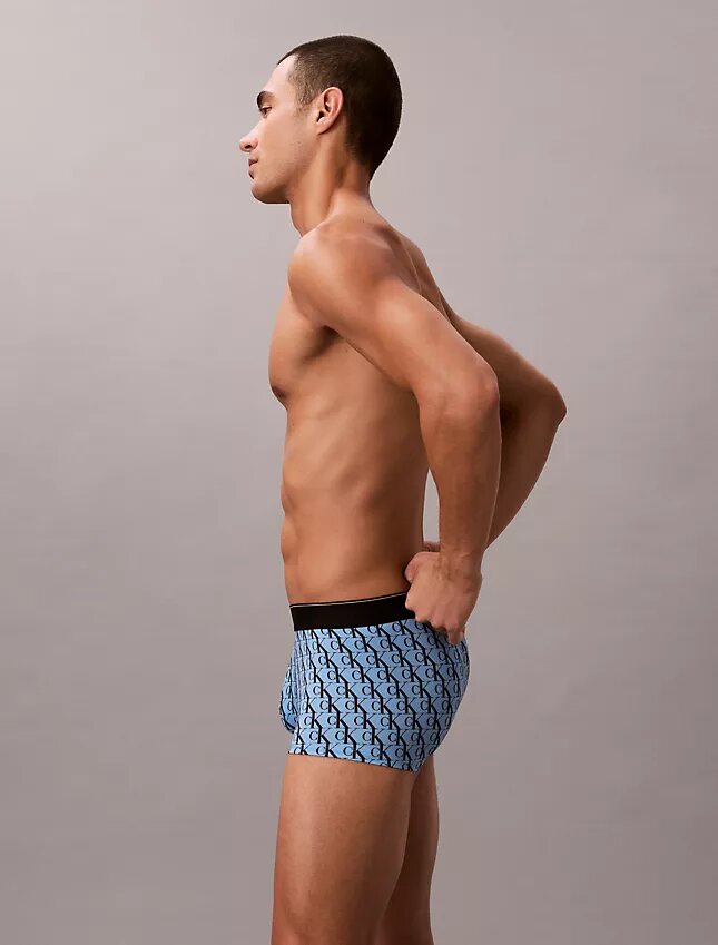 Low Rise Trunk en microfibre extensible avec motif Monogram Low Rise Trunk en microfibre extensible avec motif Monogram