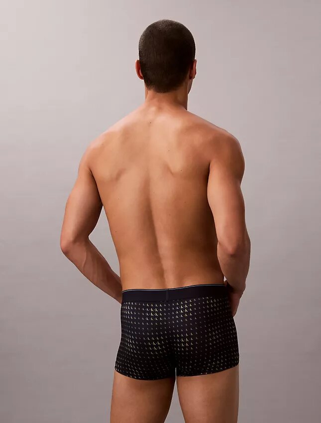 Low Rise Trunk en microfibre extensible avec motif Monogram Low Rise Trunk en microfibre extensible avec motif Monogram
