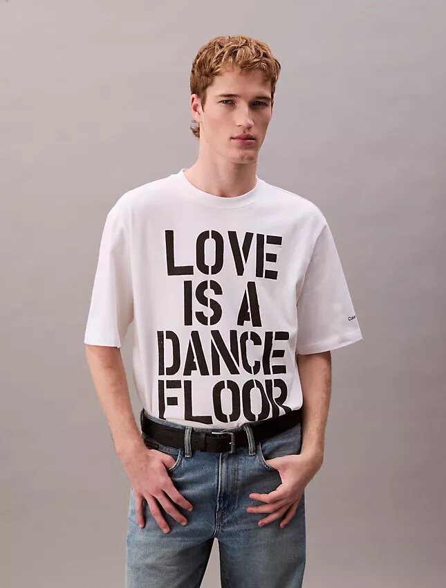 Marc Hundley Pride Love is a Dance Floor T-shirt ample Marc Hundley Pride Love is a Dance Floor T-shirt ample