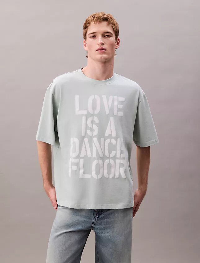 Marc Hundley Pride Love is a Dance Floor T-shirt ample Marc Hundley Pride Love is a Dance Floor T-shirt ample