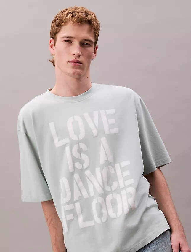Marc Hundley Pride Love is a Dance Floor T-shirt ample Marc Hundley Pride Love is a Dance Floor T-shirt ample