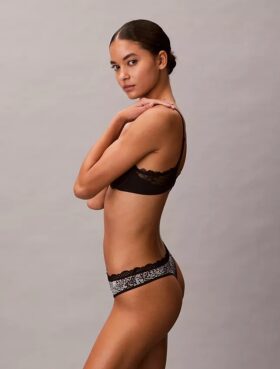 Microfiber Thong avec dentelle