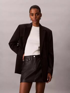Mini-jupe en simili cuir à 5 poches