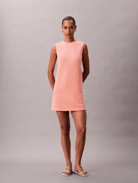 Mini-robe au crochet