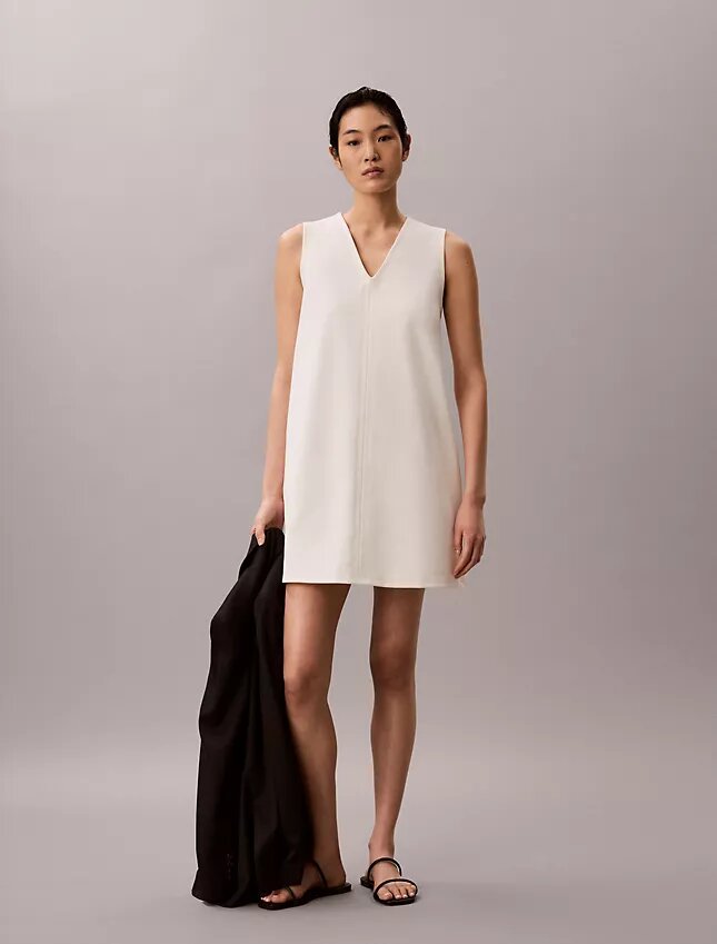 Mini-robe à col en V en interlock Mini-robe à col en V en interlock