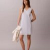 Mini-robe en coton mélangé à encolure en V Mini-robe en coton mélangé à encolure en V