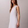 Mini-robe en coton mélangé à encolure en V Mini-robe en coton mélangé à encolure en V