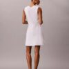 Mini-robe en coton mélangé à encolure en V Mini-robe en coton mélangé à encolure en V