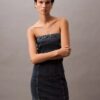 Mini-robe en denim sans bretelles Mini-robe en denim sans bretelles