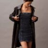 Mini-robe en denim sans bretelles Mini-robe en denim sans bretelles