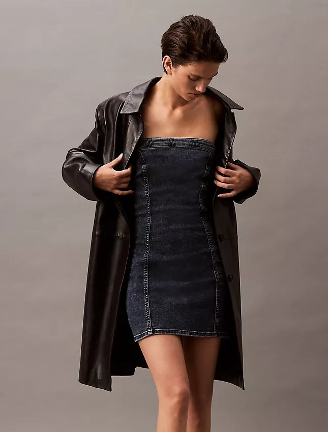 Mini-robe en denim sans bretelles Mini-robe en denim sans bretelles