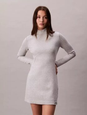 Mini-robe moulante en viscose lisse