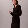 Mini-robe polo en coton côtelé à col en V Mini-robe polo en coton côtelé à col en V