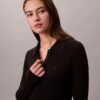 Mini-robe polo en coton côtelé à col en V Mini-robe polo en coton côtelé à col en V
