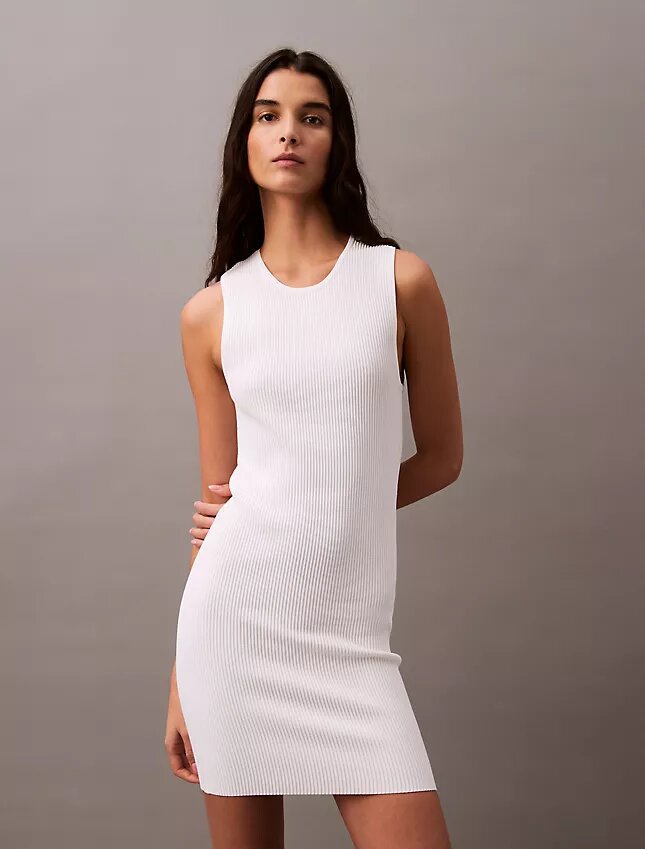 Mini-robe sans manches à côtes Mini-robe sans manches à côtes