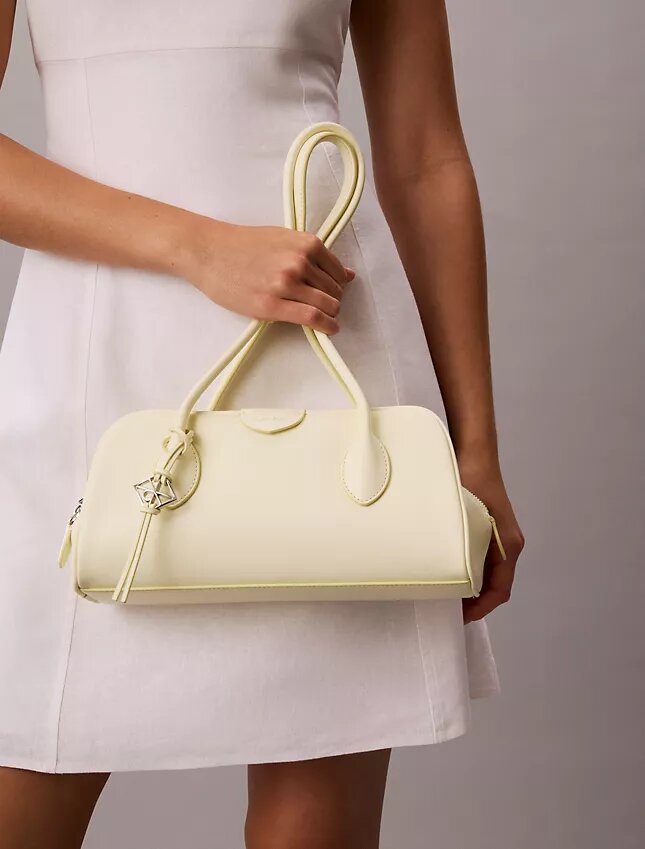 Mini sac à bandoulière avec logo emblématique Mini sac à bandoulière avec logo emblématique