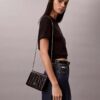 Mini sac à chaîne avec logo matelassé