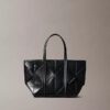 Mini sac fourre-tout tissé à bandoulière Mini sac fourre-tout tissé à bandoulière
