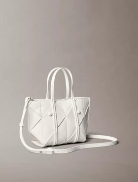 Mini sac fourre-tout tissé à bandoulière