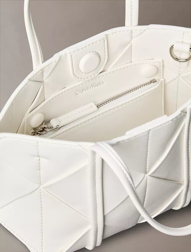 Mini sac fourre-tout tissé à bandoulière Mini sac fourre-tout tissé à bandoulière