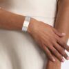 Montre à cadran géométrique et bracelet en maille Montre à cadran géométrique et bracelet en maille