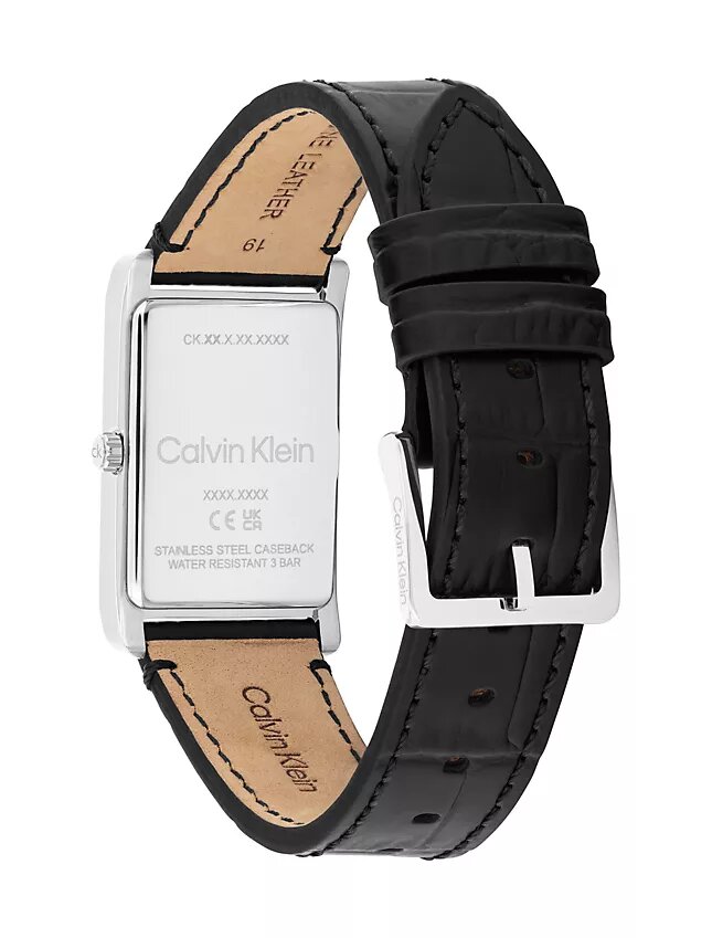 Montre à cadran rectangulaire et bracelet en cuir Montre à cadran rectangulaire et bracelet en cuir