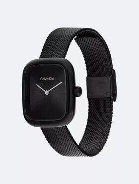 Montre à mailles incurvées