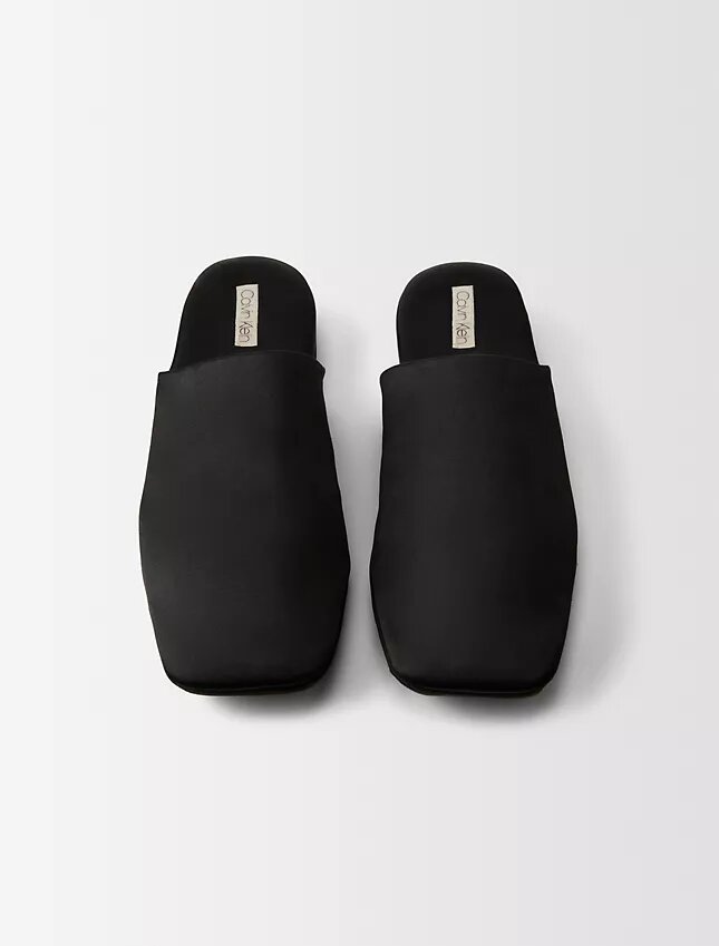 Mule en satin de soie Hugh Mule en satin de soie Hugh