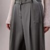Pantalon ajusté à ceinture Pantalon ajusté à ceinture