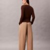 Pantalon ajusté à ceinture Pantalon ajusté à ceinture