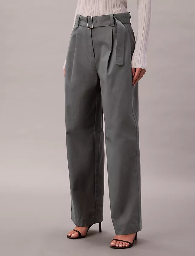 Pantalon ajusté à ceinture Pantalon ajusté à ceinture